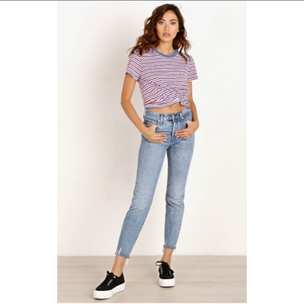 LEVI’S Wedgie Icon Fit Button Fly Cotton High Rise Jeans